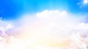 簡單的藍天白雲的PPT背景圖片